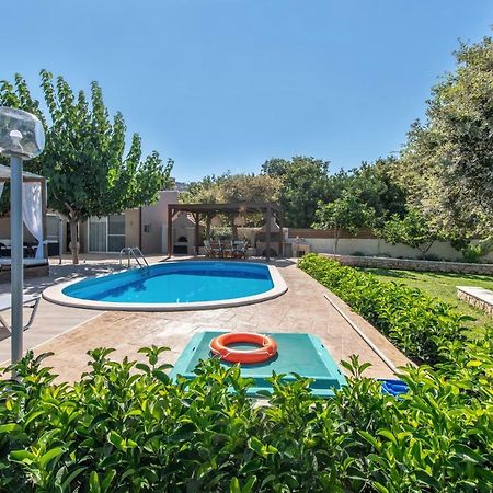 Villa4Dreams Gerani  Exterior photo
